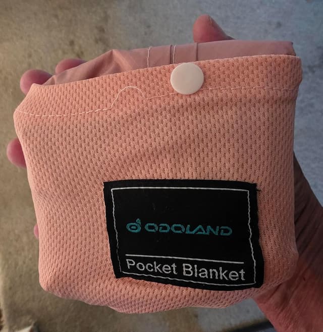 Odoland Outdoor Pocket Travel Blanket